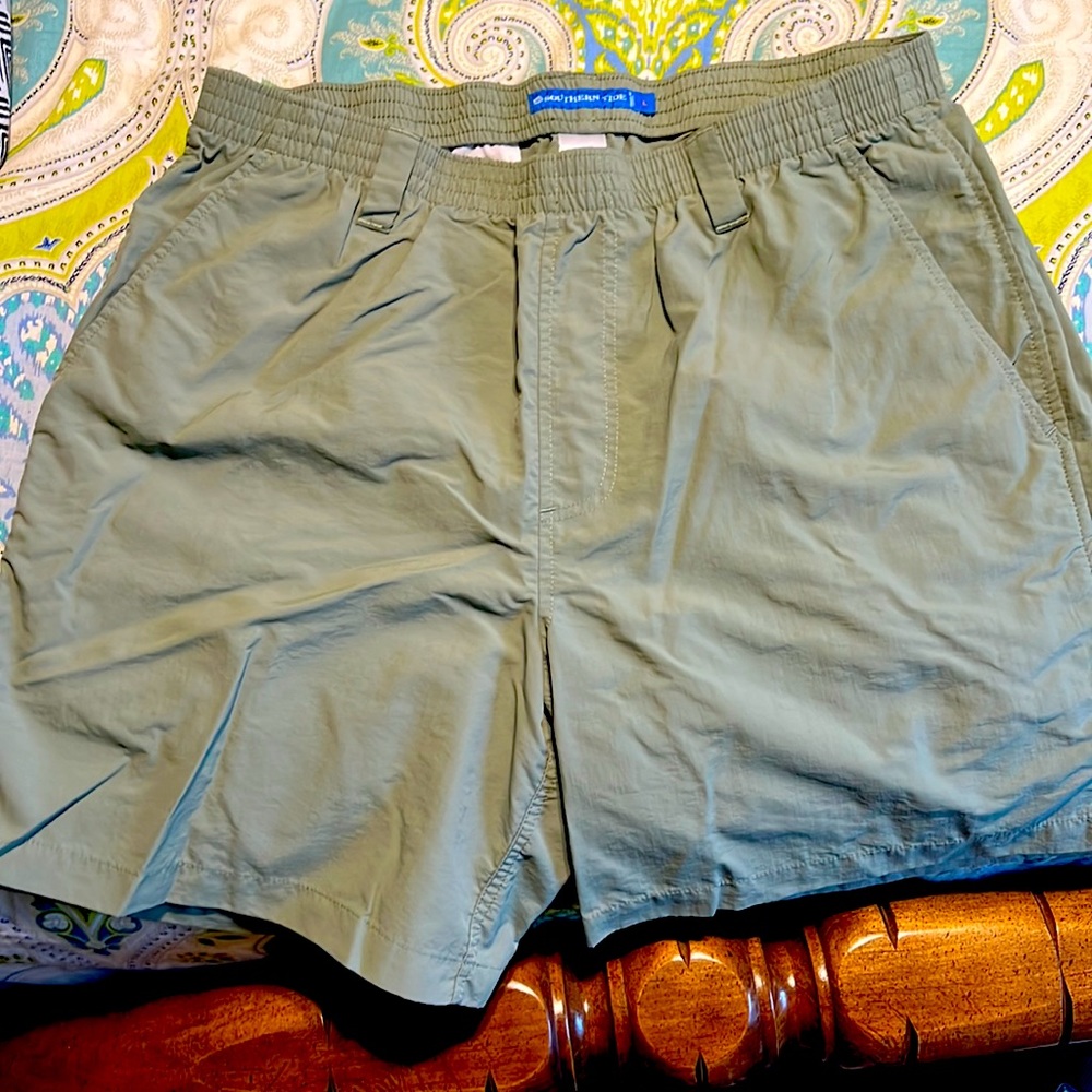 Southern Tide Shorts